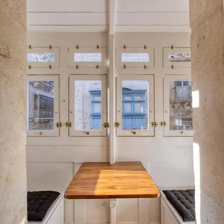 Luxury Loft With Maltese Balcony Ldem2-1 * ואלטה