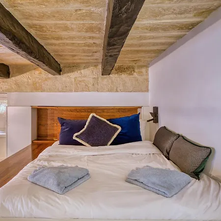 דירה Luxury Loft With Maltese Balcony Ldem2-1