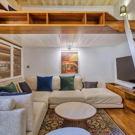 דירה Luxury Loft With Maltese Balcony Ldem2-1